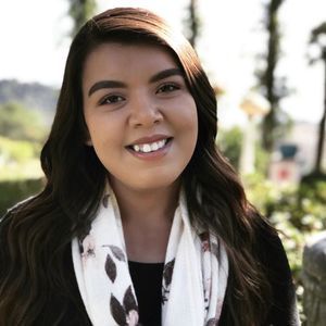 Meet your Posher, Noemi